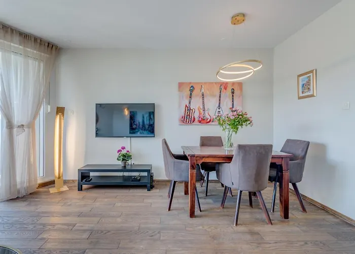 Lori Apartment